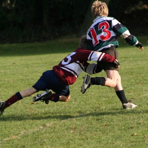 Schoolkids_doing_a_rugby_tackle